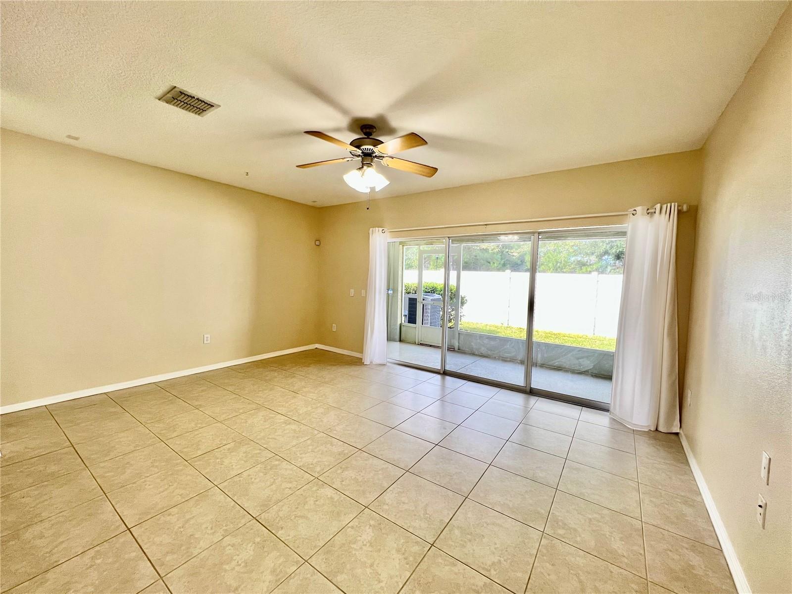 20464 NEEDLETREE DR, TAMPA, FL, 33647