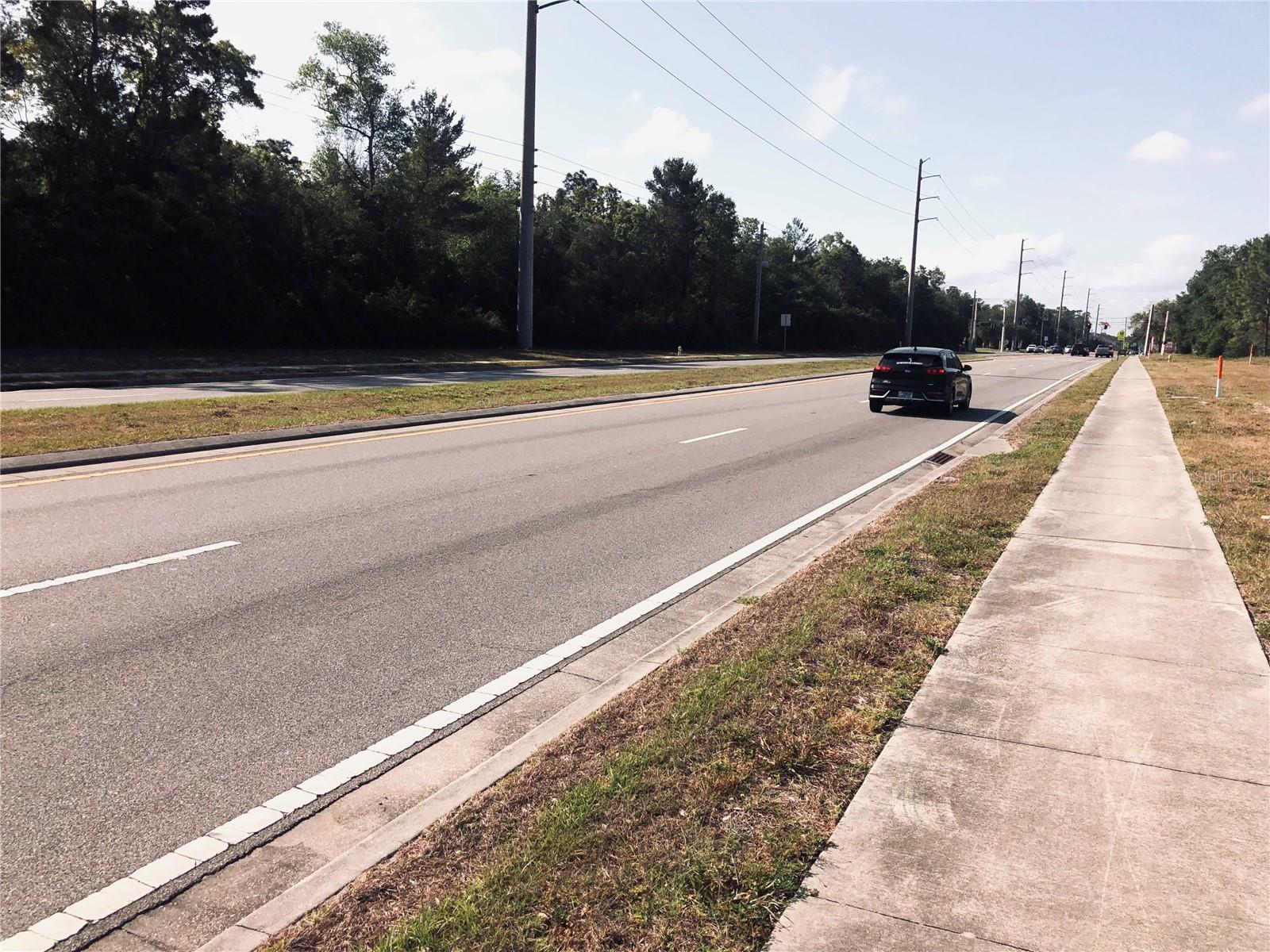 695 &7 01 HOWLAND BLVD, DELTONA, FL, 32738