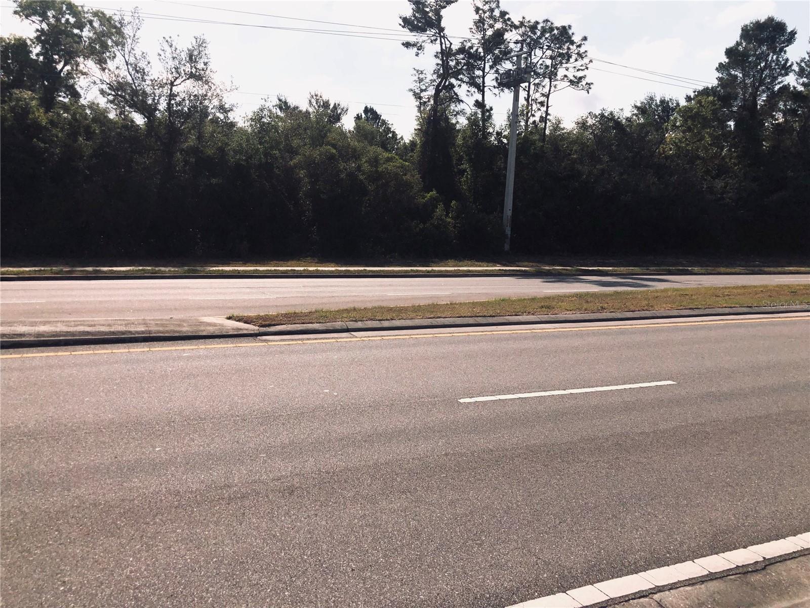 695 &7 01 HOWLAND BLVD, DELTONA, FL, 32738