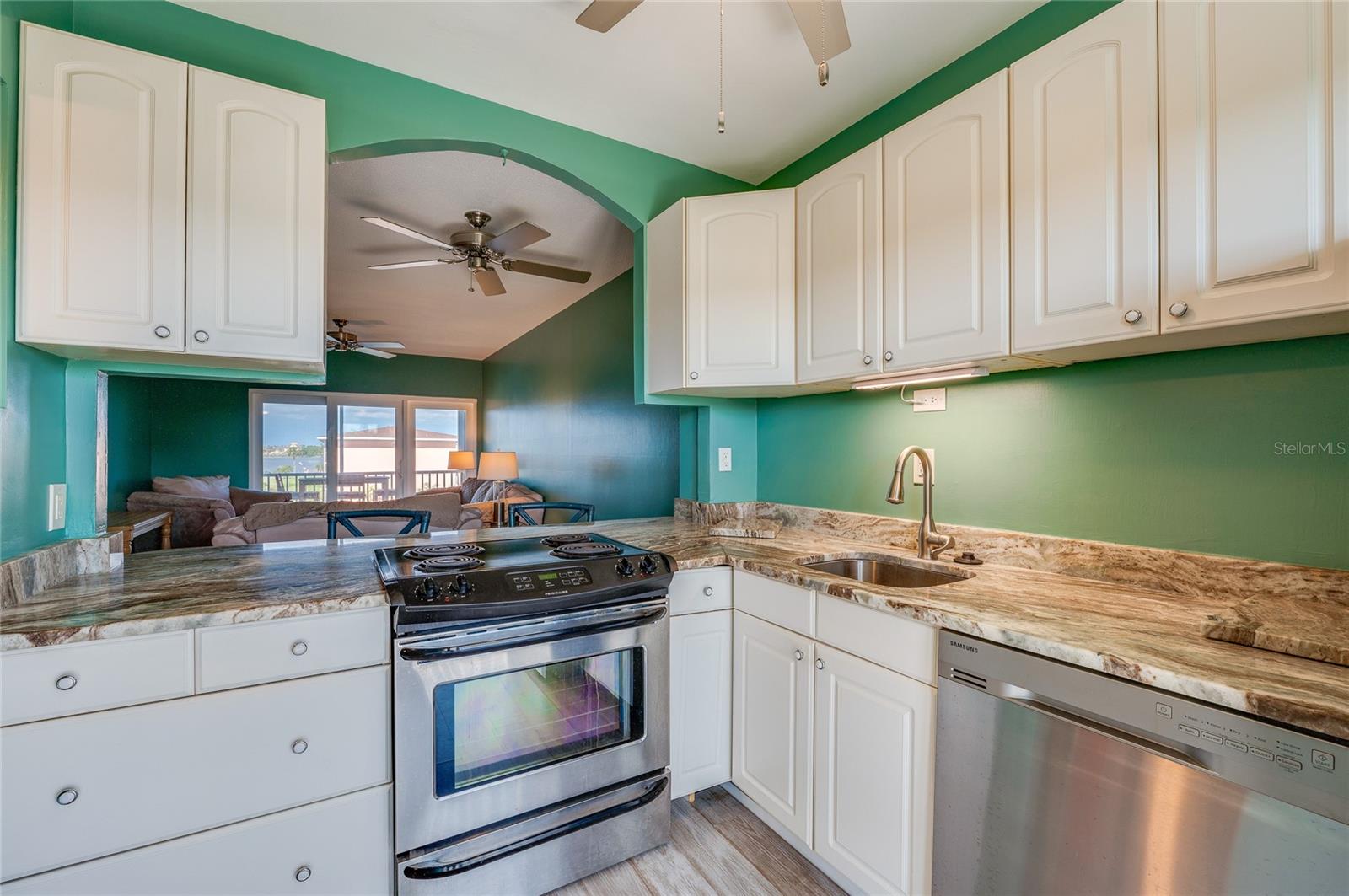 719 S BEACH ST #302B, DAYTONA BEACH, FL, 32114