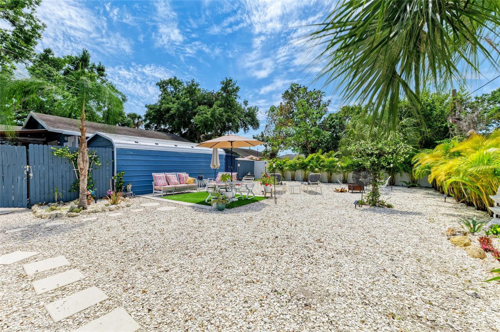 2031 OAK TER, SARASOTA, FL, 34231