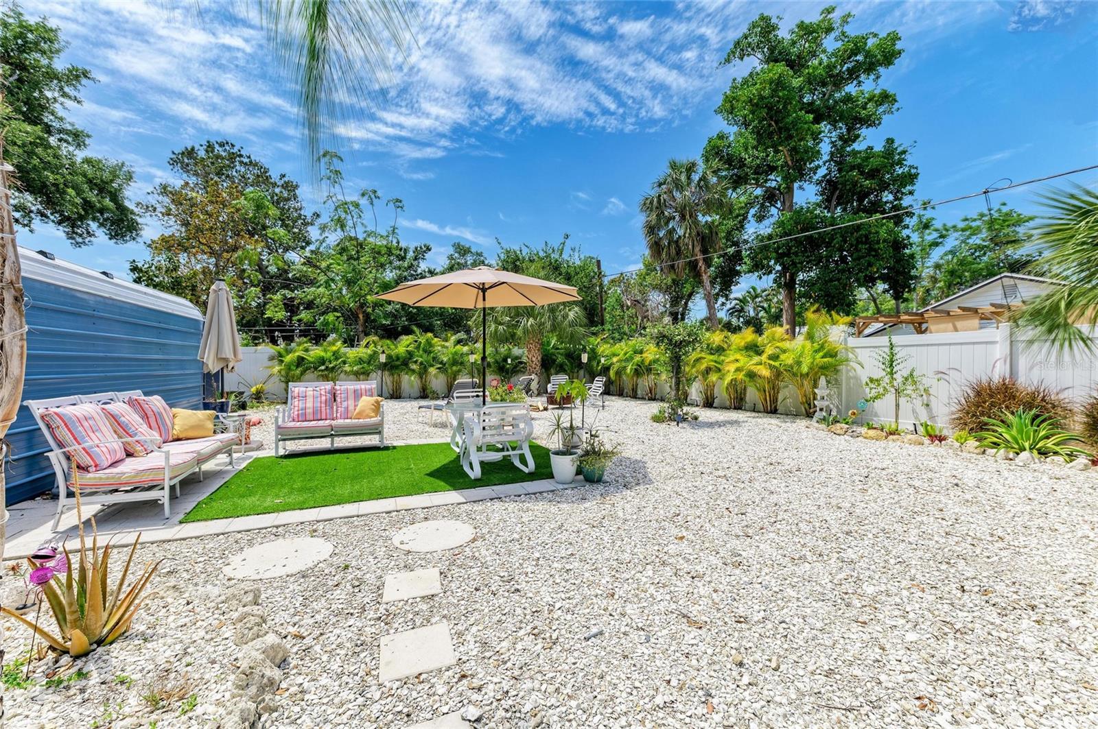 2031 OAK TER, SARASOTA, FL, 34231