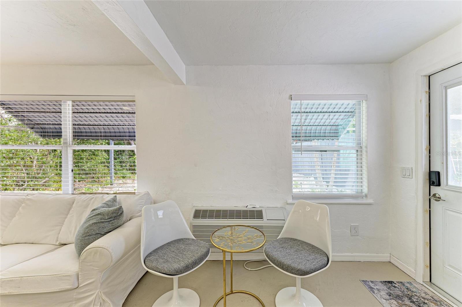 2031 OAK TER, SARASOTA, FL, 34231