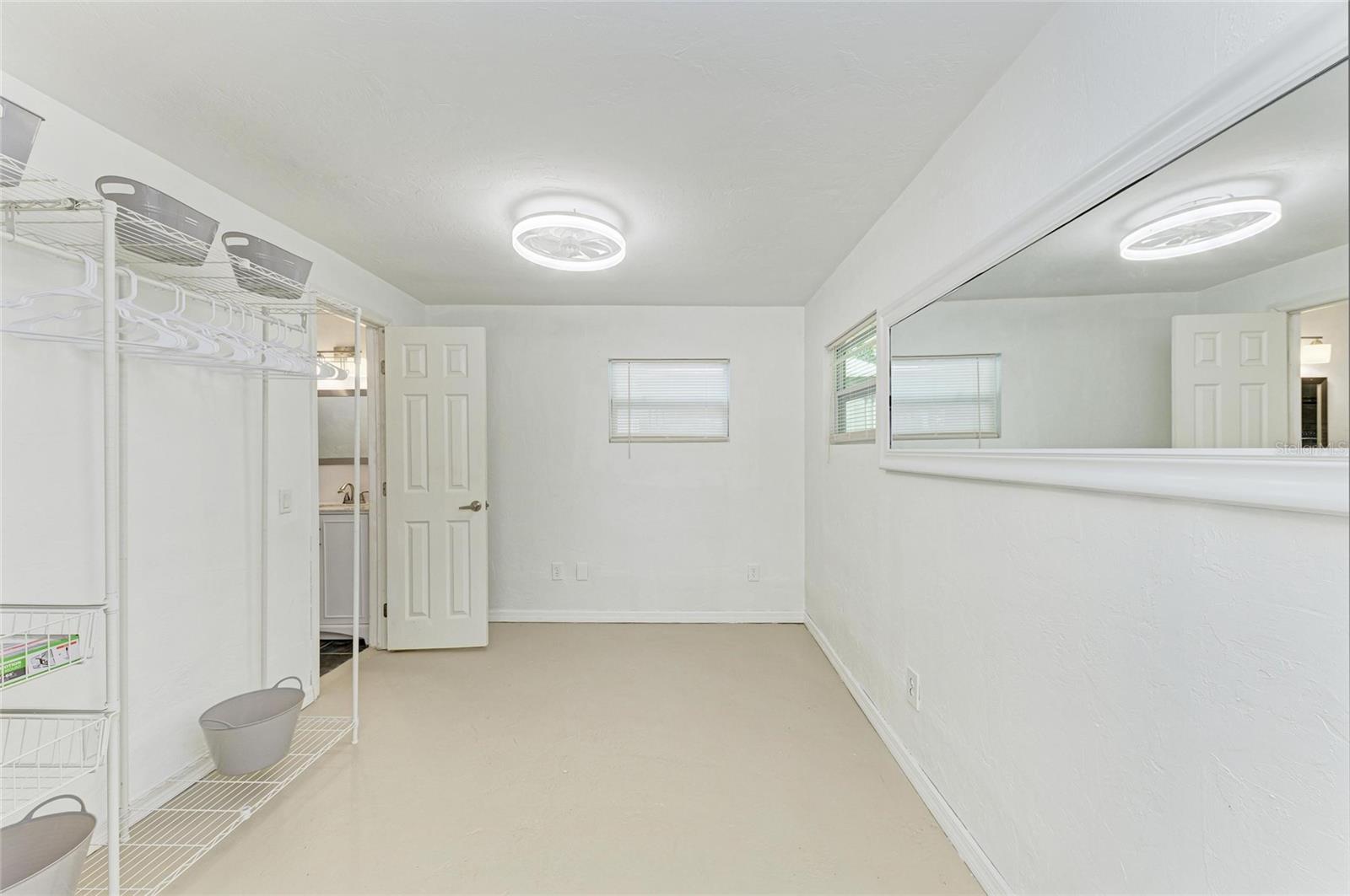 2031 OAK TER, SARASOTA, FL, 34231