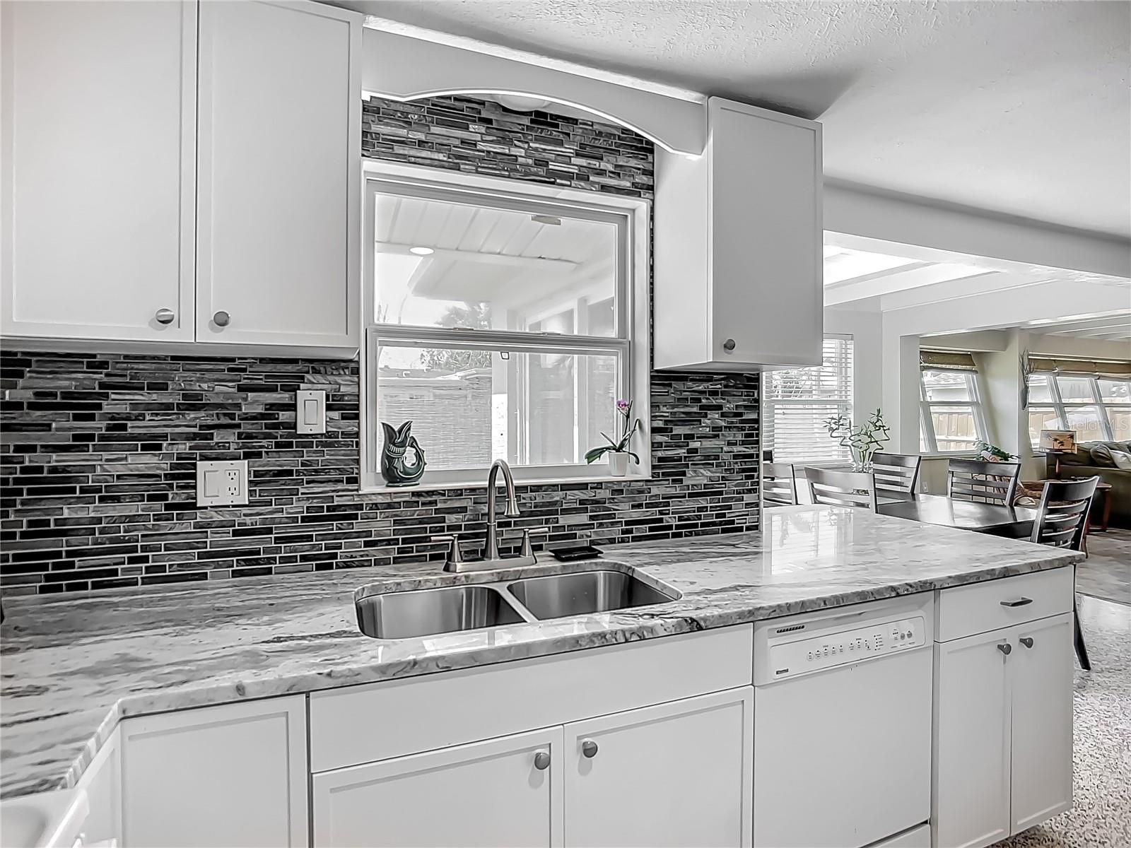 2108 LEE LN, SARASOTA, FL, 34231