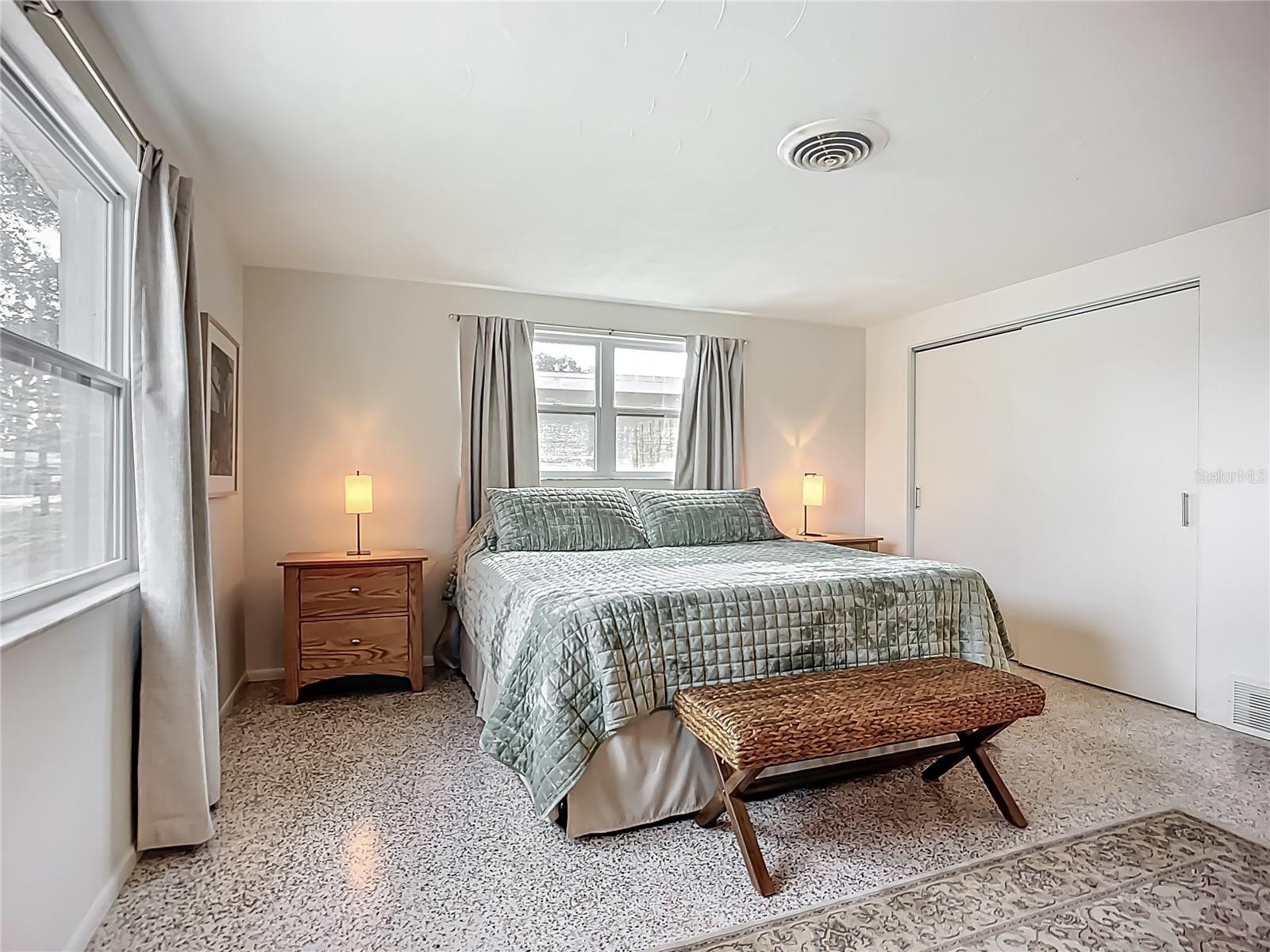2108 LEE LN, SARASOTA, FL, 34231