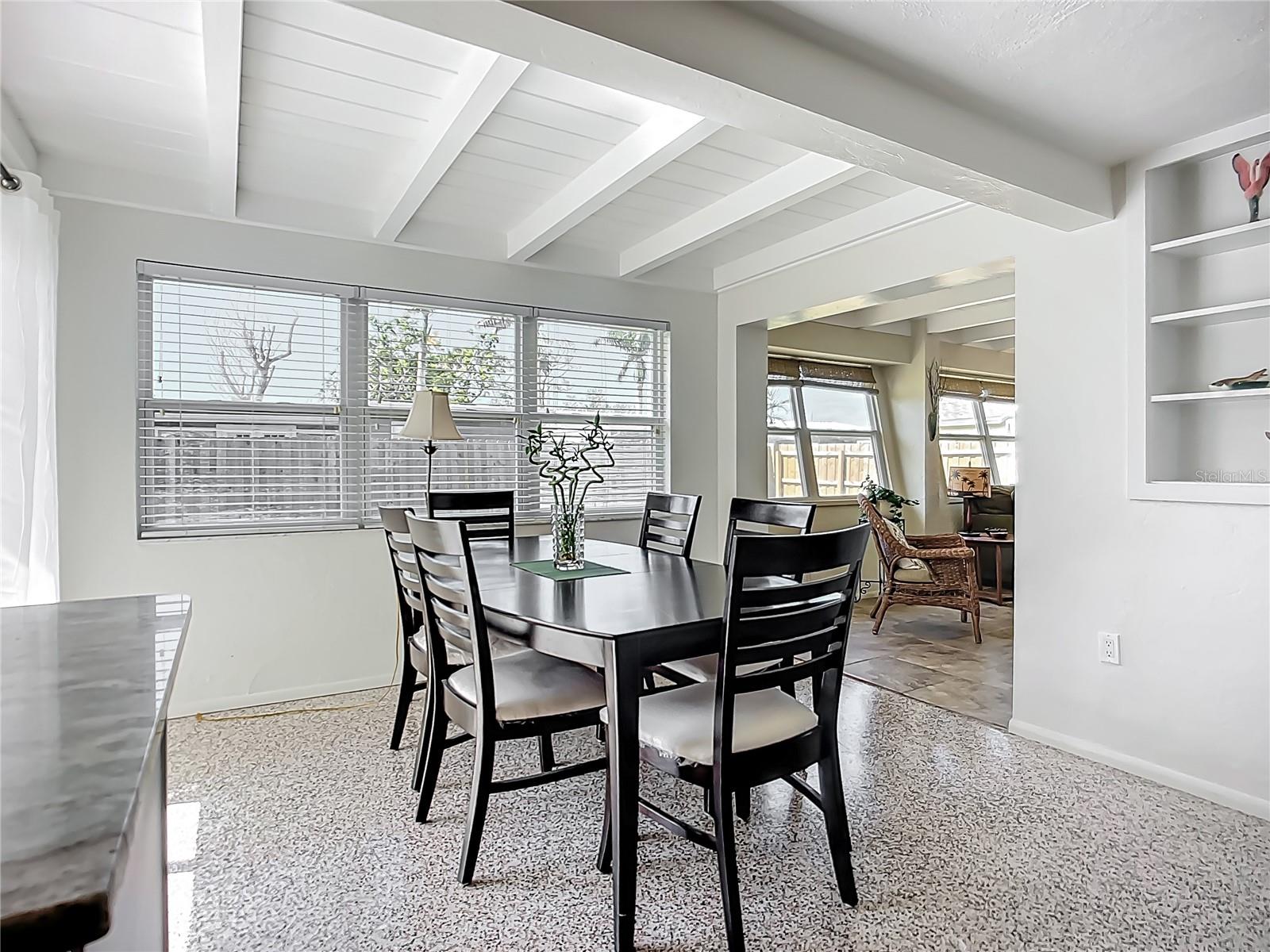 2108 LEE LN, SARASOTA, FL, 34231