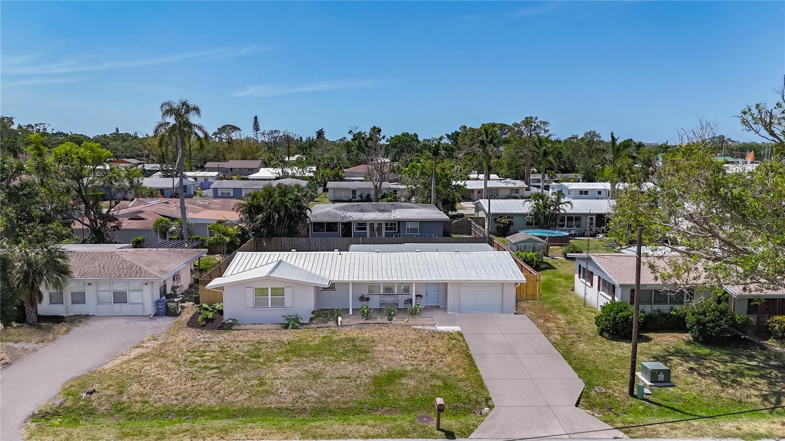 2108 LEE LN, SARASOTA, FL, 34231