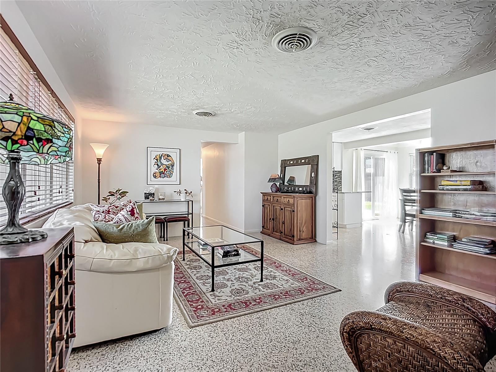 2108 LEE LN, SARASOTA, FL, 34231