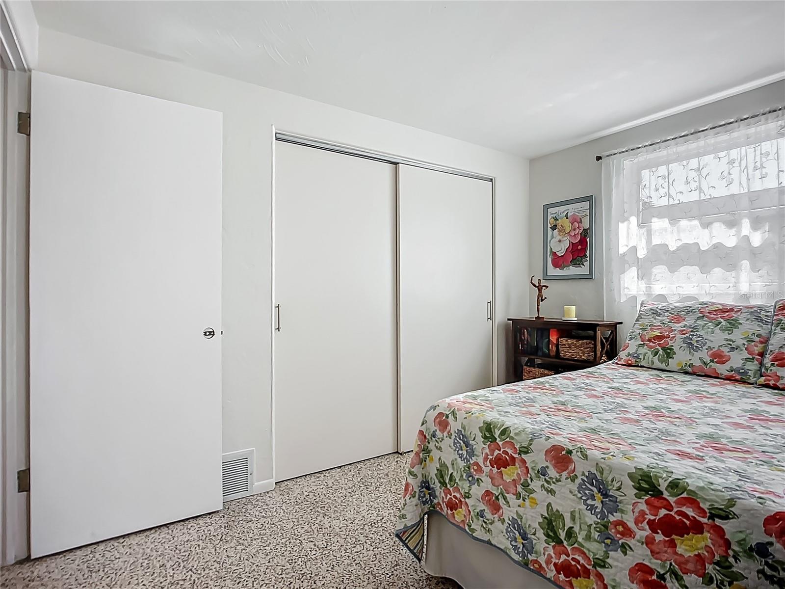 2108 LEE LN, SARASOTA, FL, 34231