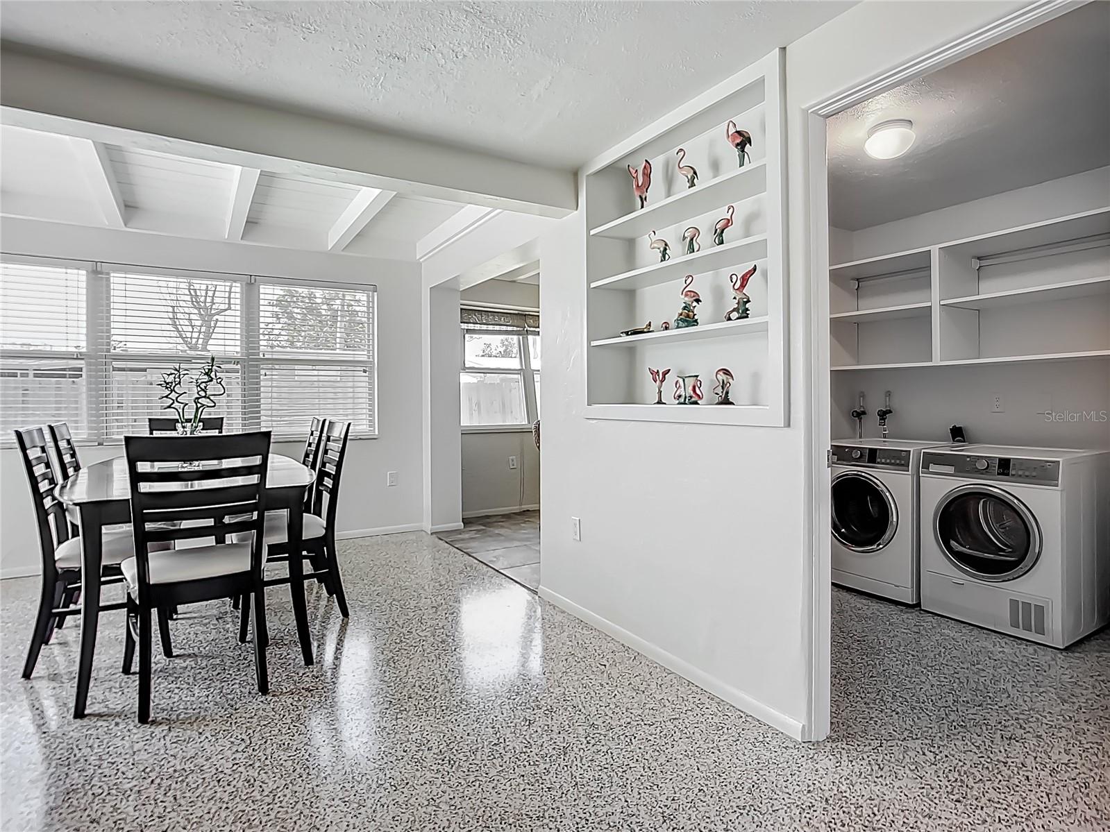 2108 LEE LN, SARASOTA, FL, 34231