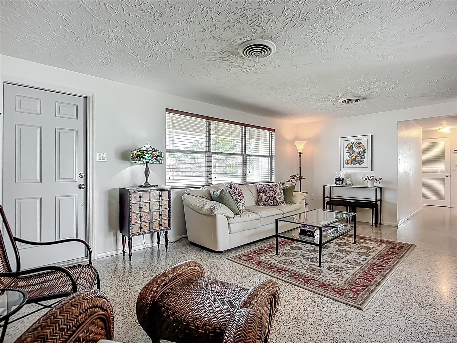 2108 LEE LN, SARASOTA, FL, 34231