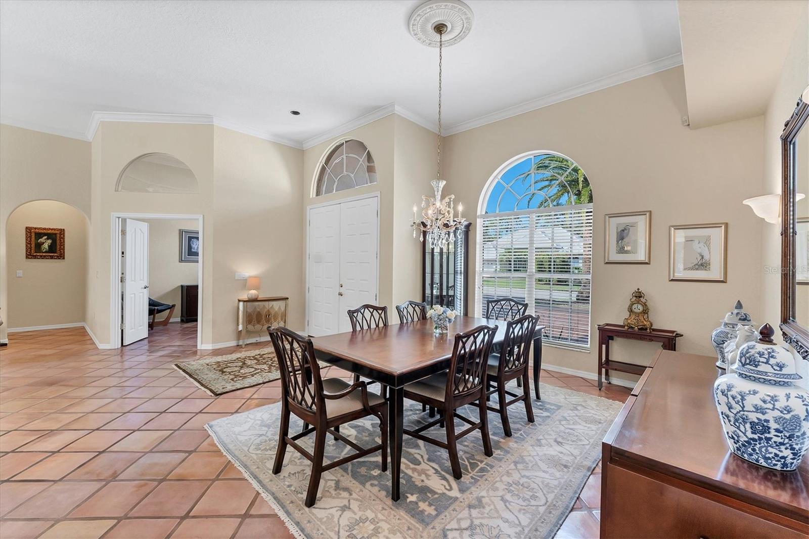 A4649914 Property Photo