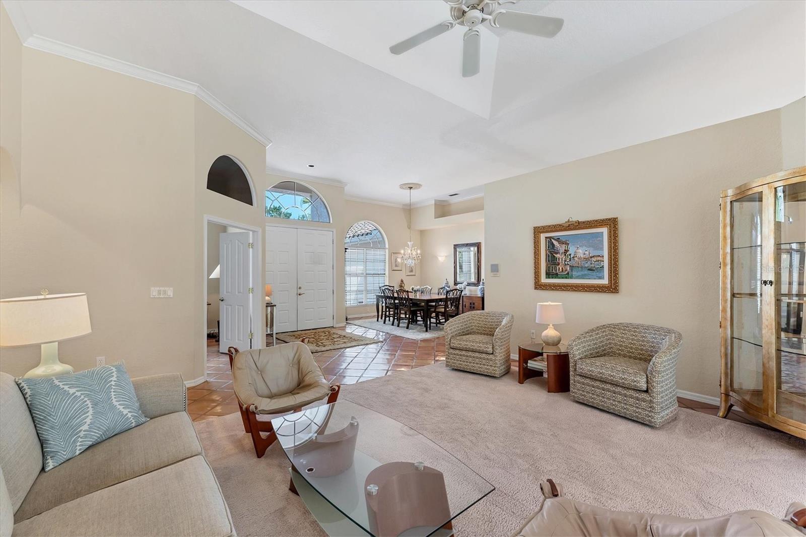 A4649914 Property Photo