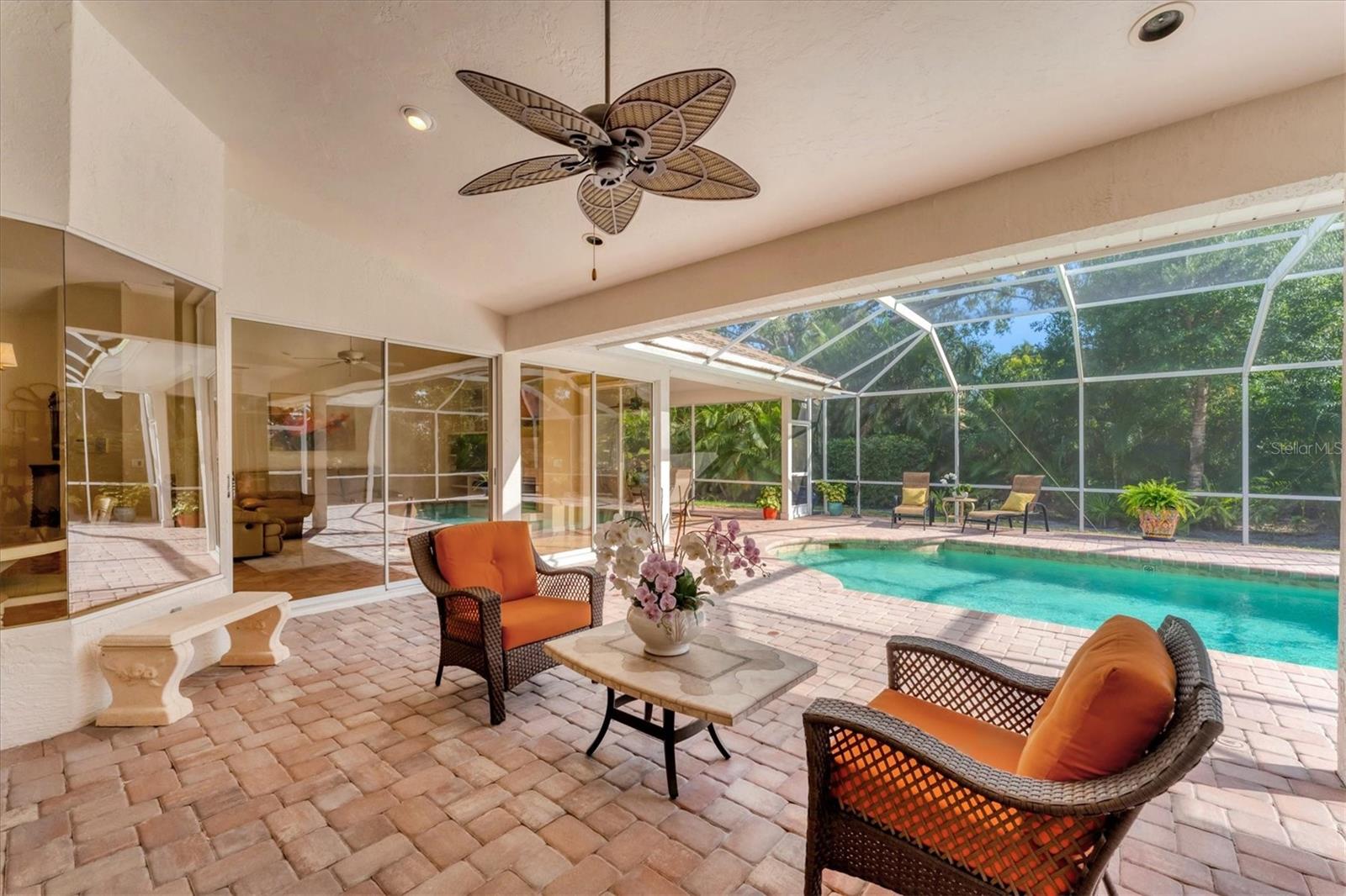 A4649914 Property Photo
