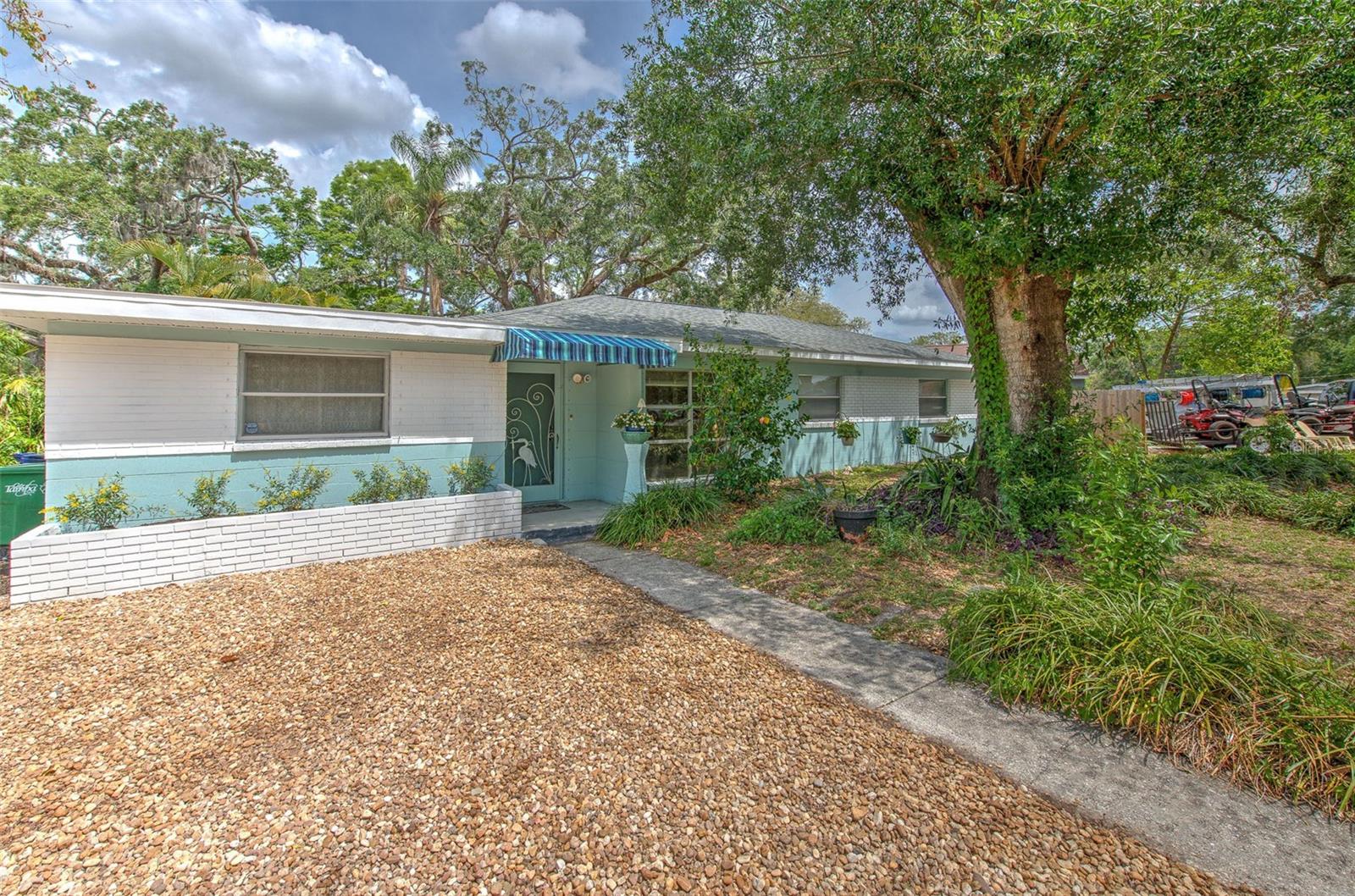 10119 CLIFF CIR, TAMPA, FL, 33612