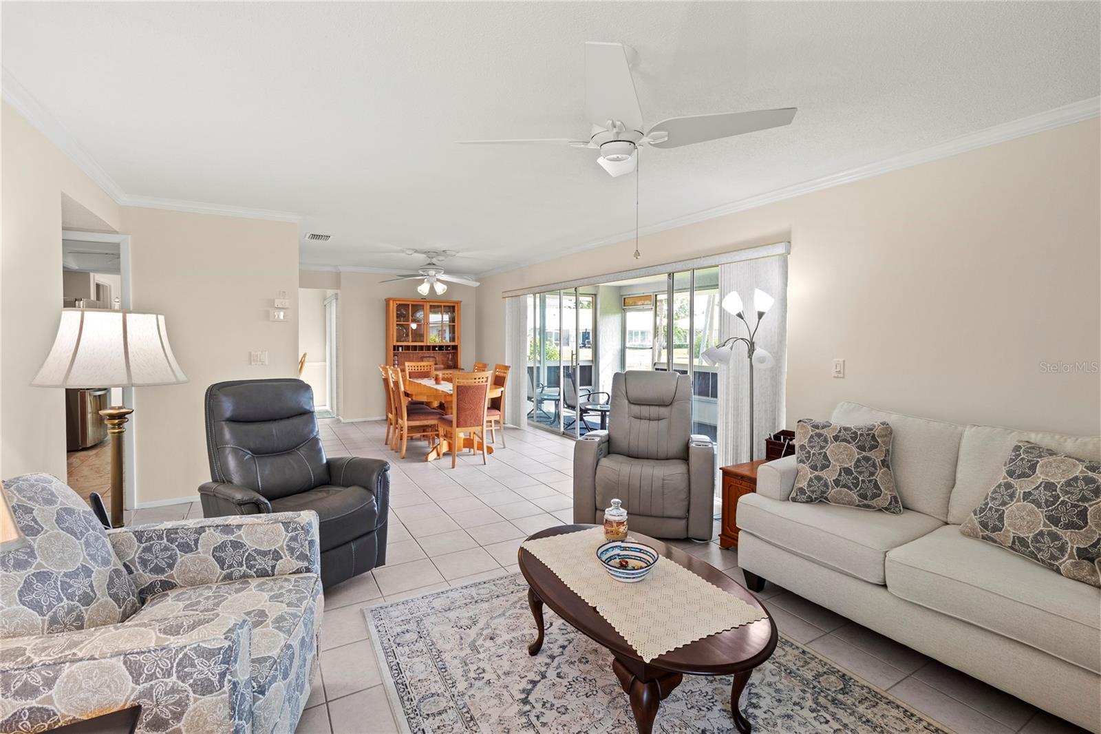 909 68TH ST W, BRADENTON, FL, 34209