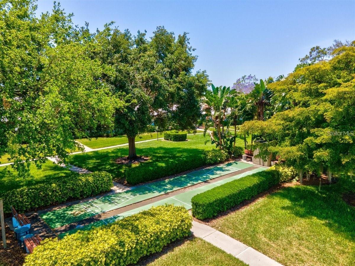 909 68TH ST W, BRADENTON, FL, 34209