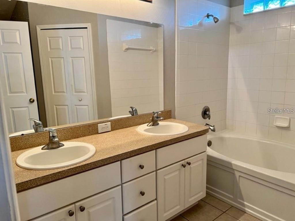 24842 SIENA DR, LUTZ, FL, 33559