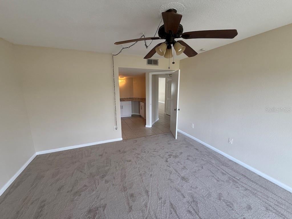 O6302335 Property Photo