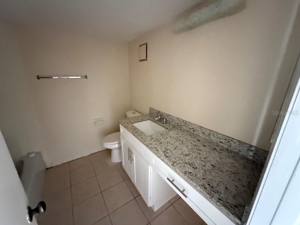 O6302335 Property Photo