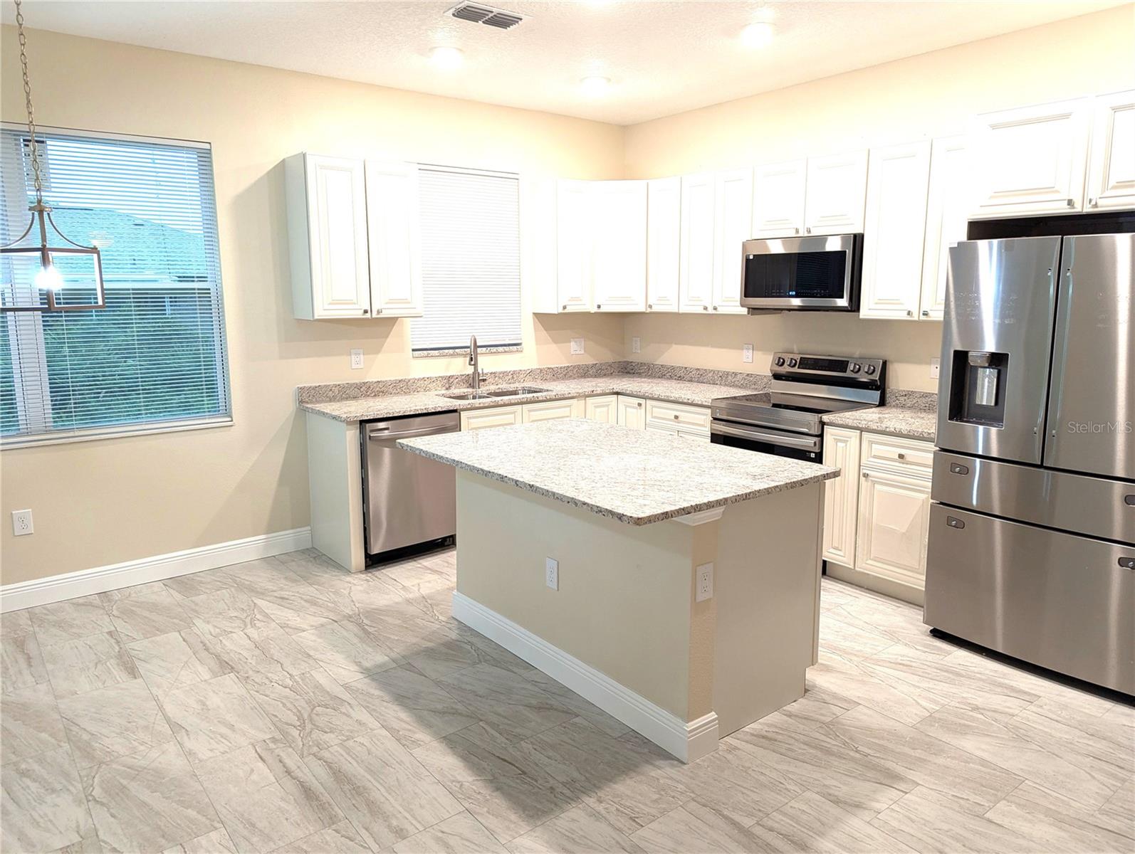 5815 TWISTED OAKS DR, SEBRING, FL, 33876