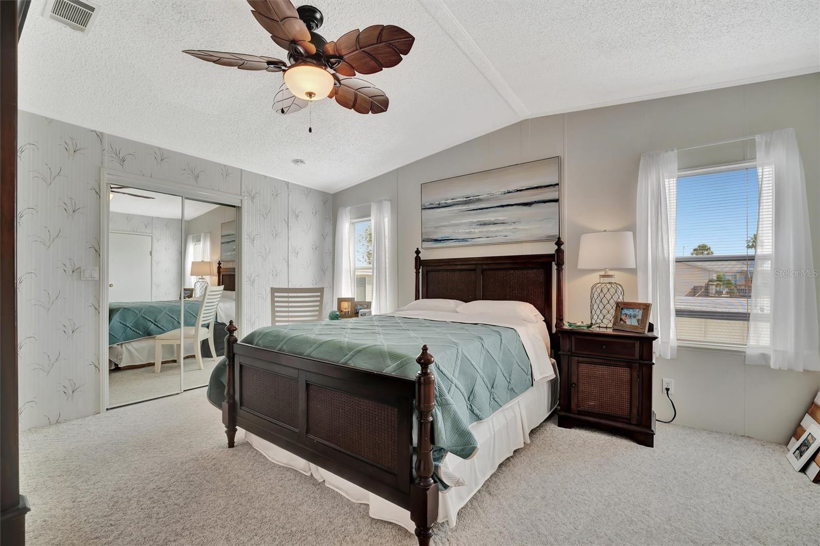 119 E SAINT JOHNS WAY, APOLLO BEACH, FL, 33572