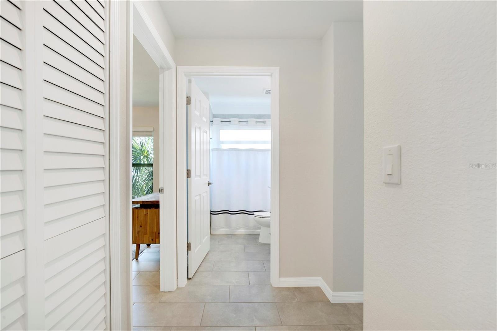 5711 PALMER CIR #206, LAKEWOOD RANCH, FL, 34211