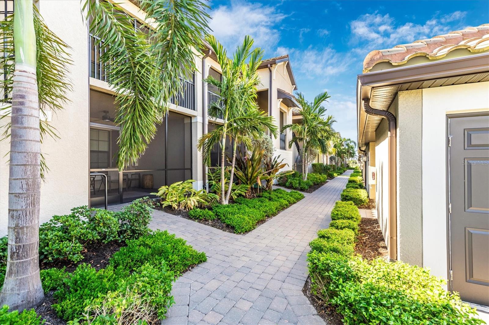 5711 PALMER CIR #206, LAKEWOOD RANCH, FL, 34211