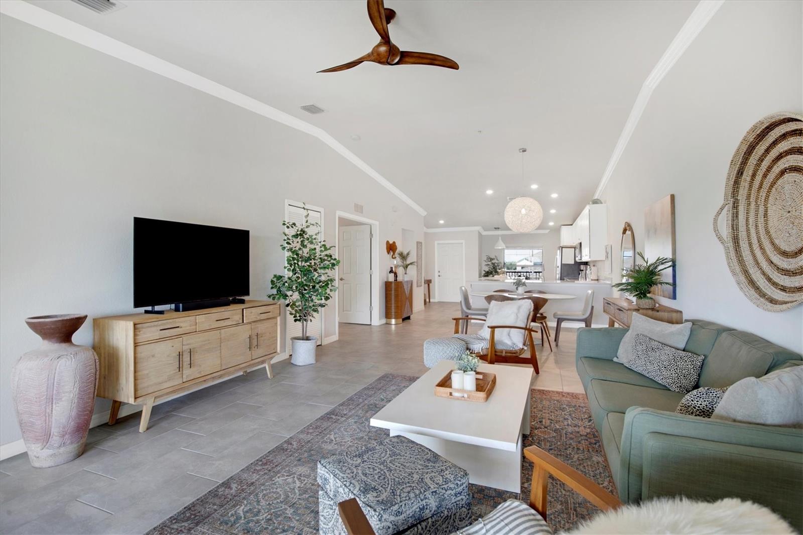 5711 PALMER CIR #206, LAKEWOOD RANCH, FL, 34211