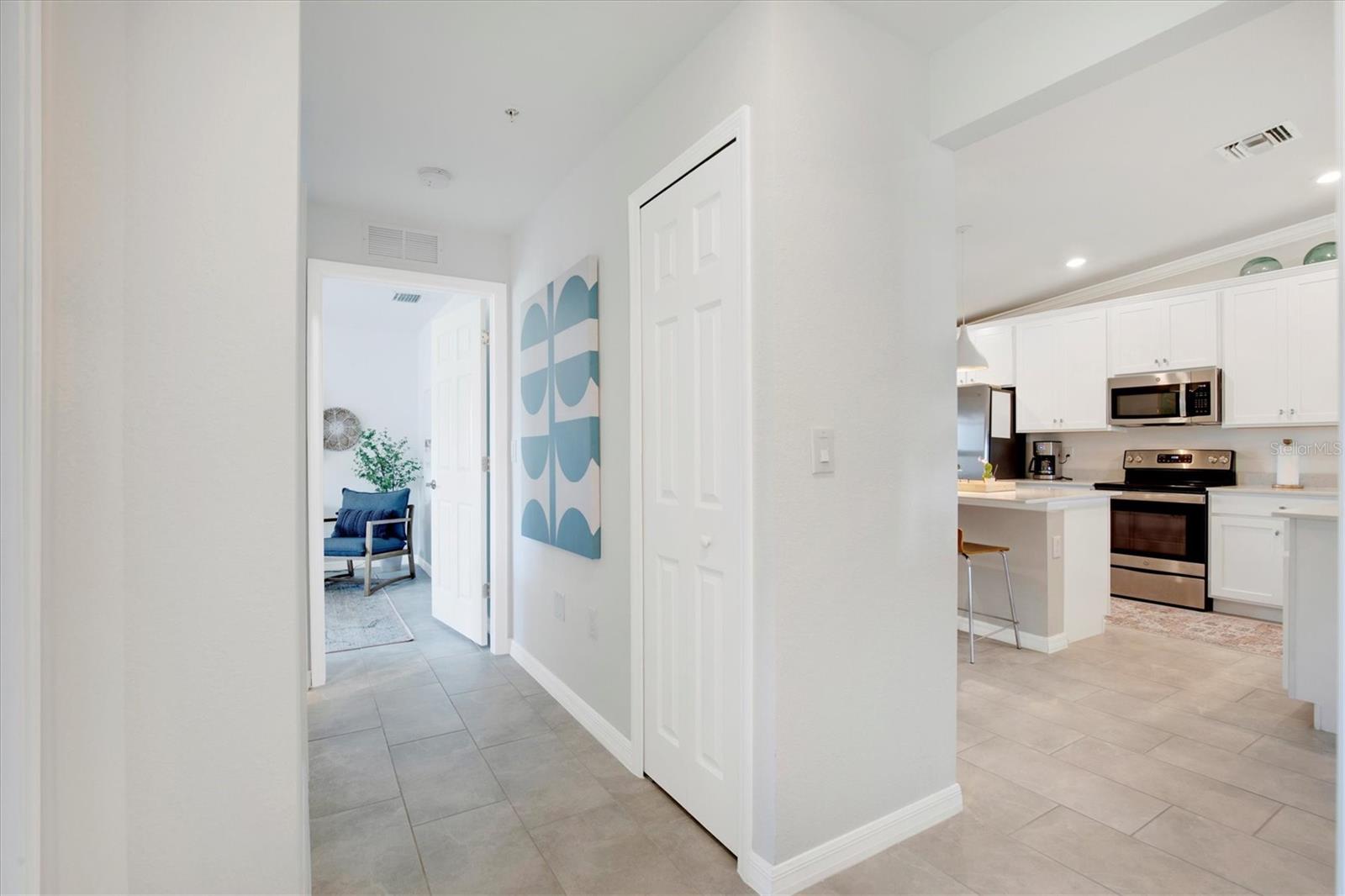 5711 PALMER CIR #206, LAKEWOOD RANCH, FL, 34211