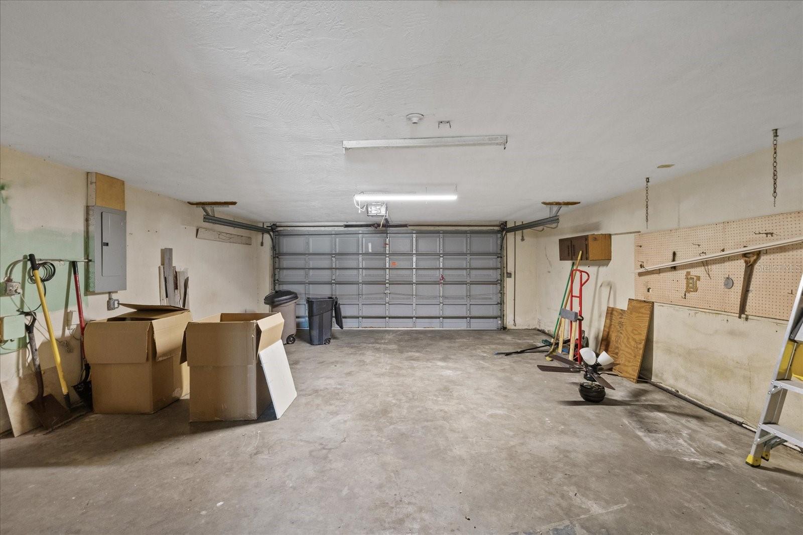 9001 LIDO LN, PORT RICHEY, FL, 34668