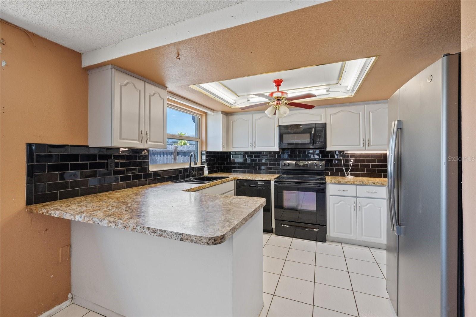 9001 LIDO LN, PORT RICHEY, FL, 34668