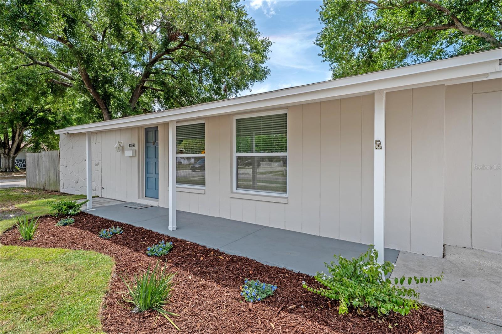 8402 WOODLAKE DR, TAMPA, FL, 33615