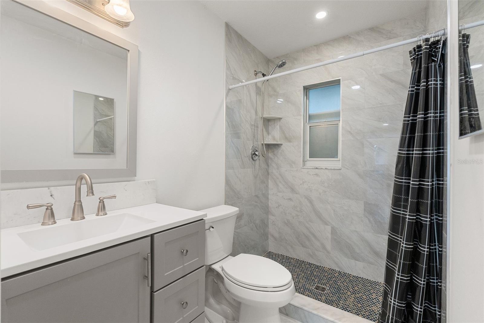 2751 71ST DR E, SARASOTA, FL, 34243