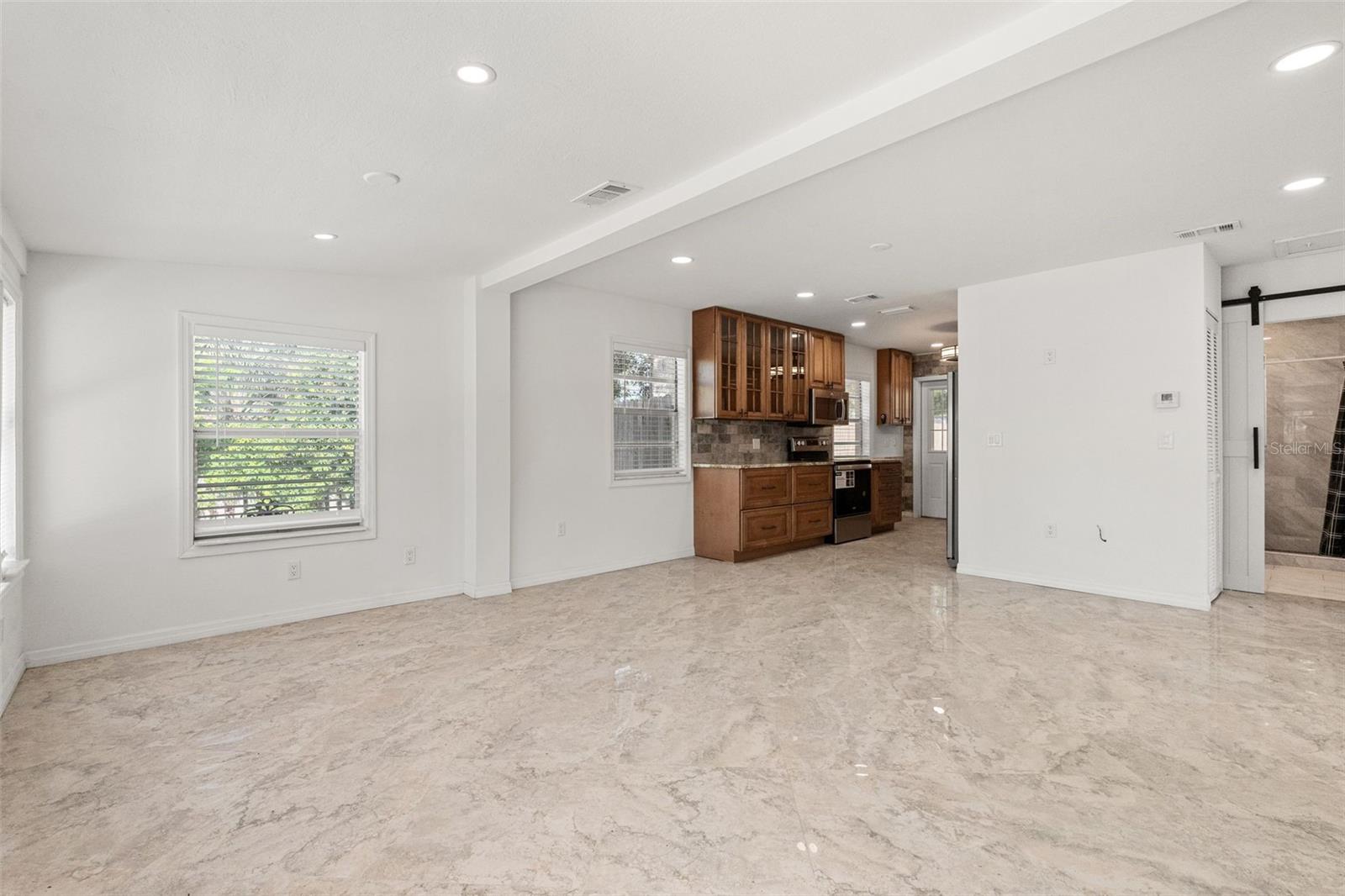 2751 71ST DR E, SARASOTA, FL, 34243