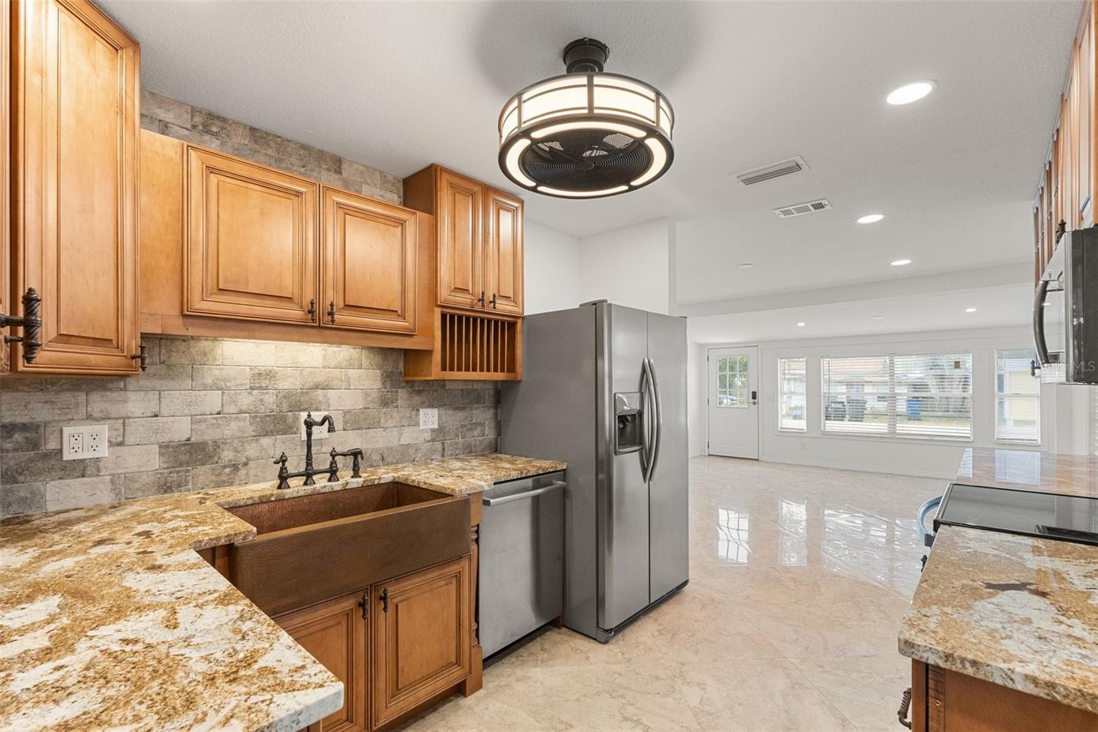 2751 71ST DR E, SARASOTA, FL, 34243