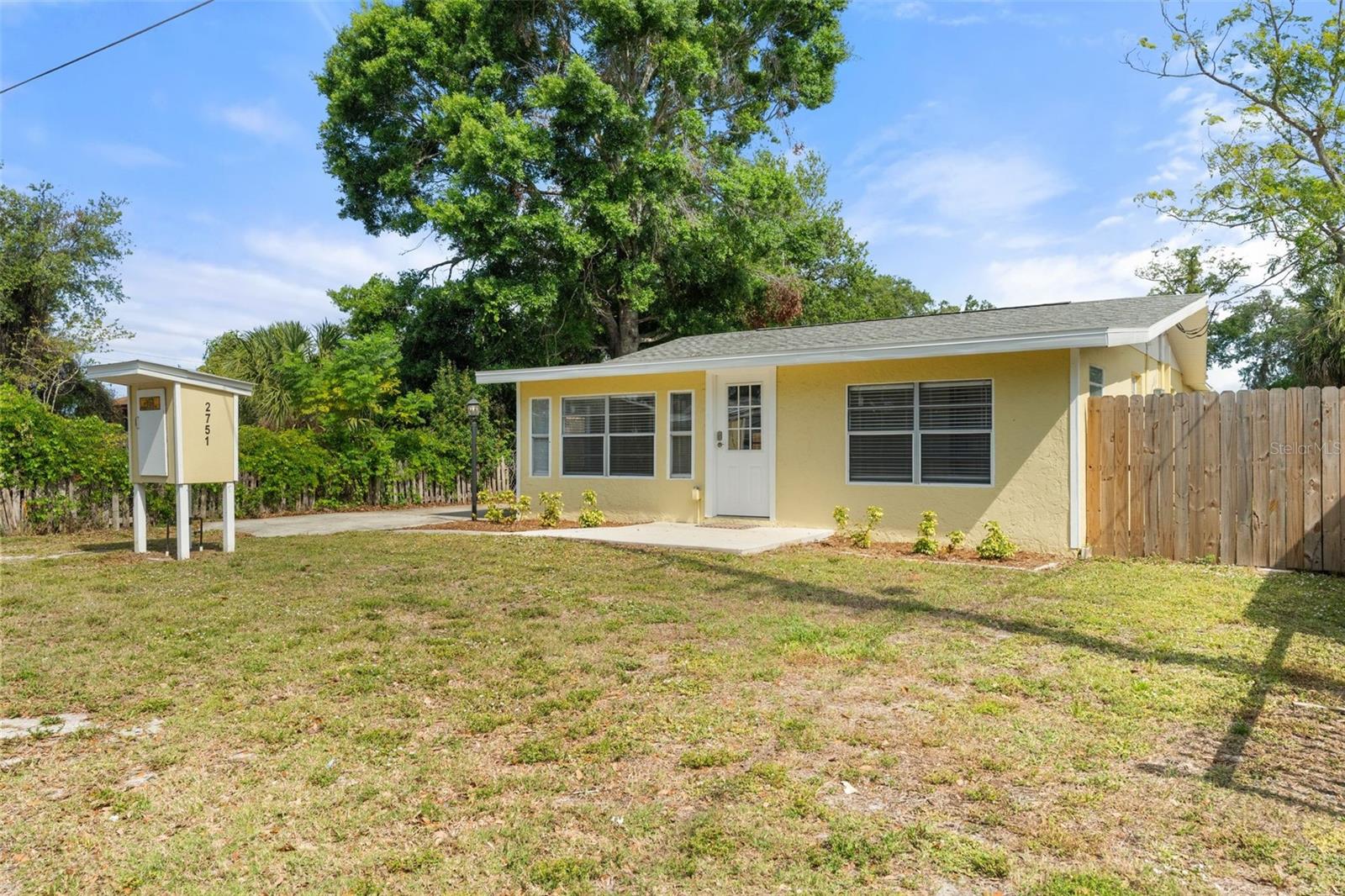 2751 71ST DR E, SARASOTA, FL, 34243