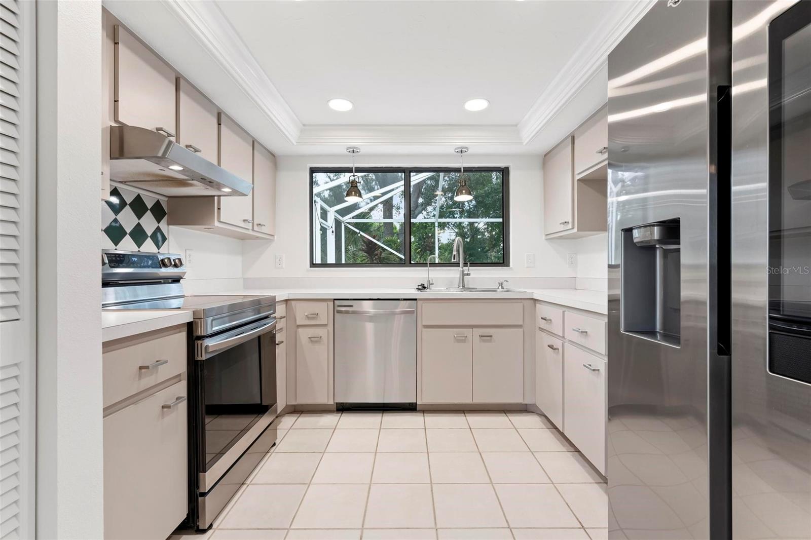 4219 BERKSHIRE DR, SARASOTA, FL, 34241