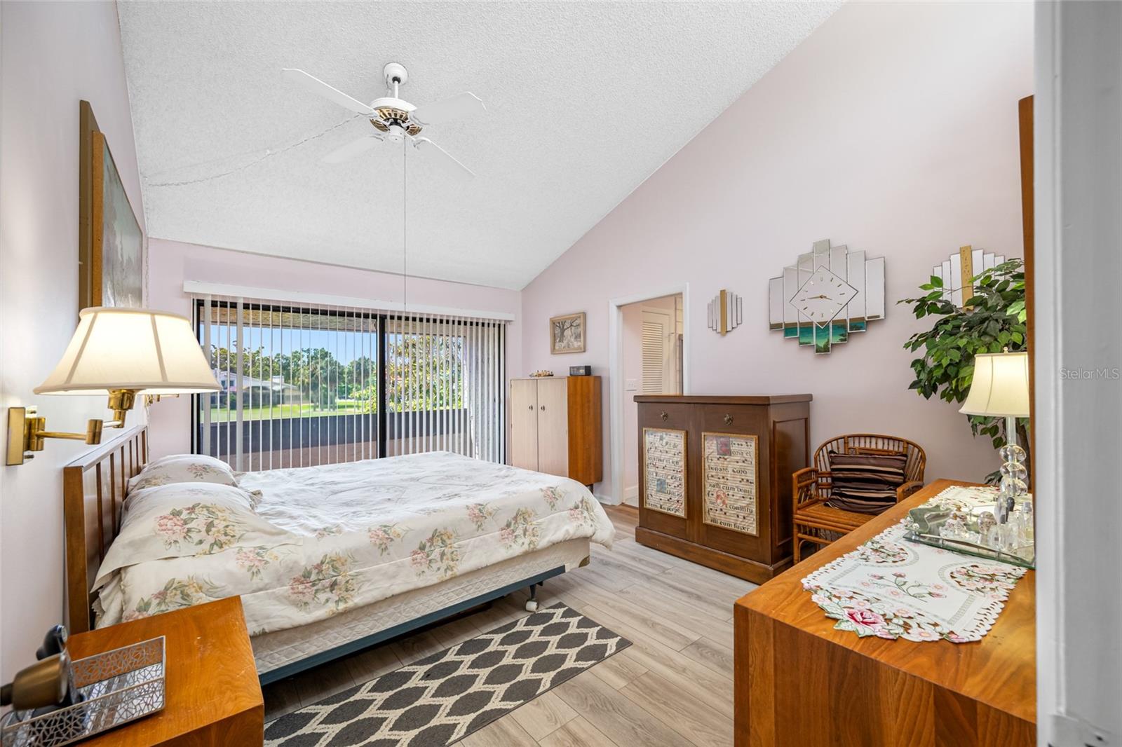 4212 FAIRWAY CIR, TAMPA, FL, 33618