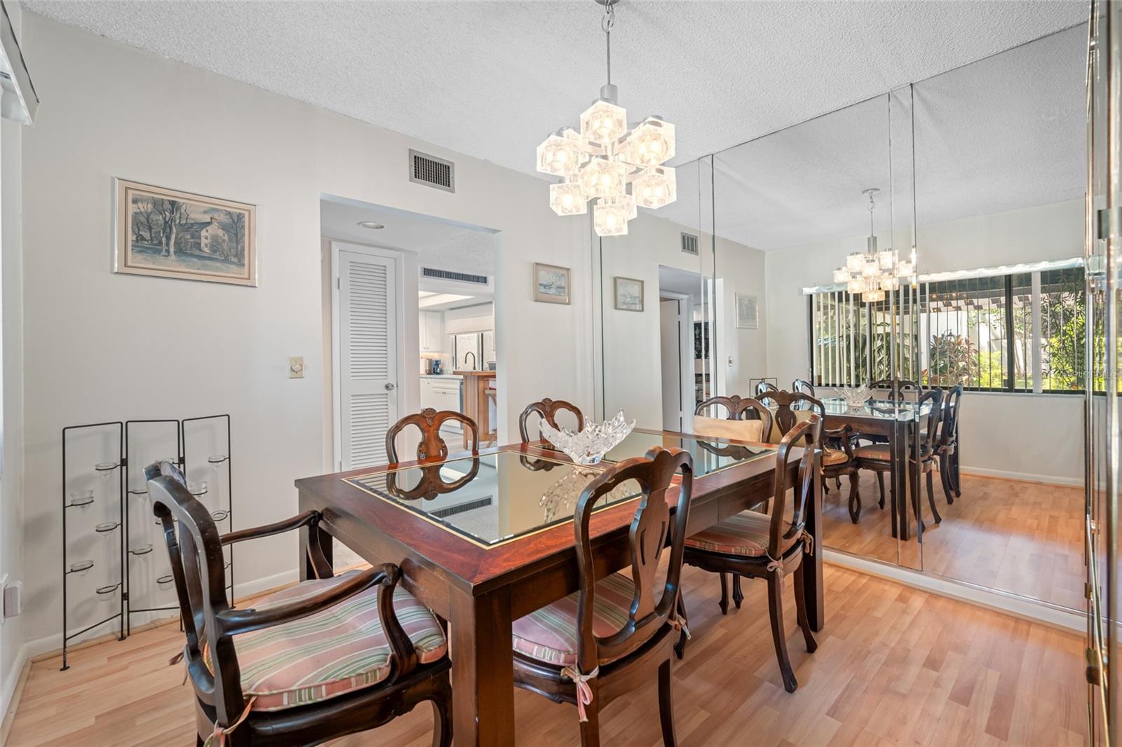 4212 FAIRWAY CIR, TAMPA, FL, 33618