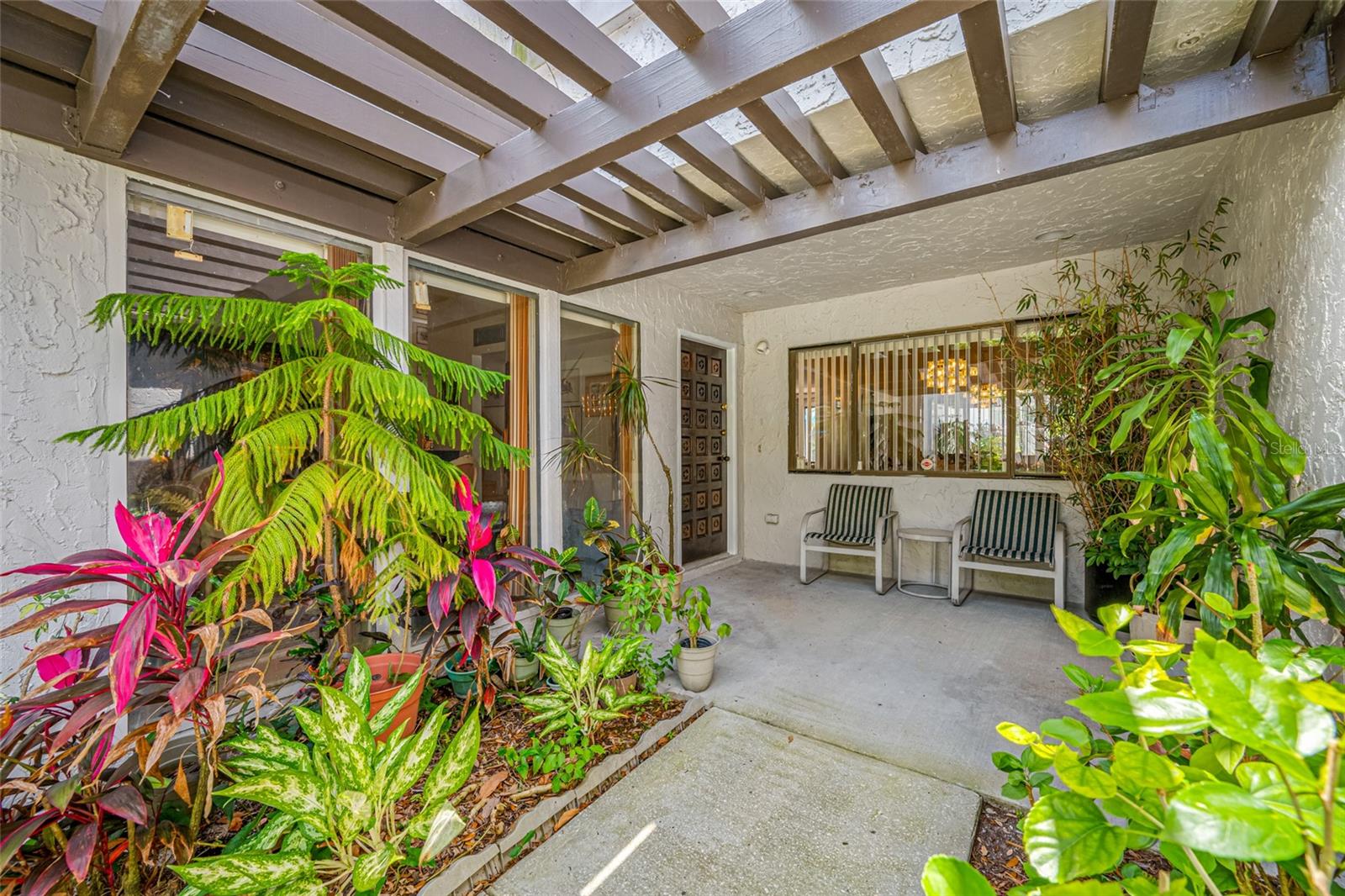 4212 FAIRWAY CIR, TAMPA, FL, 33618