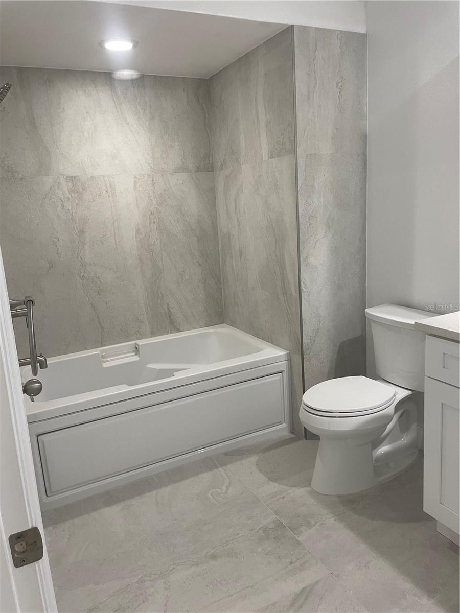 WAVERLY/LK EOLA, ORLANDO, FL, 32801