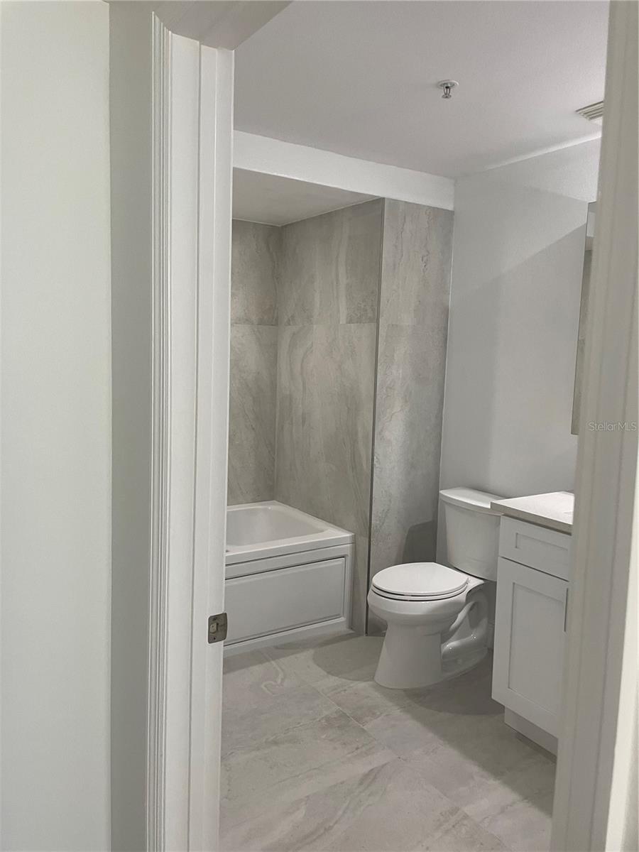 WAVERLY/LK EOLA, ORLANDO, FL, 32801