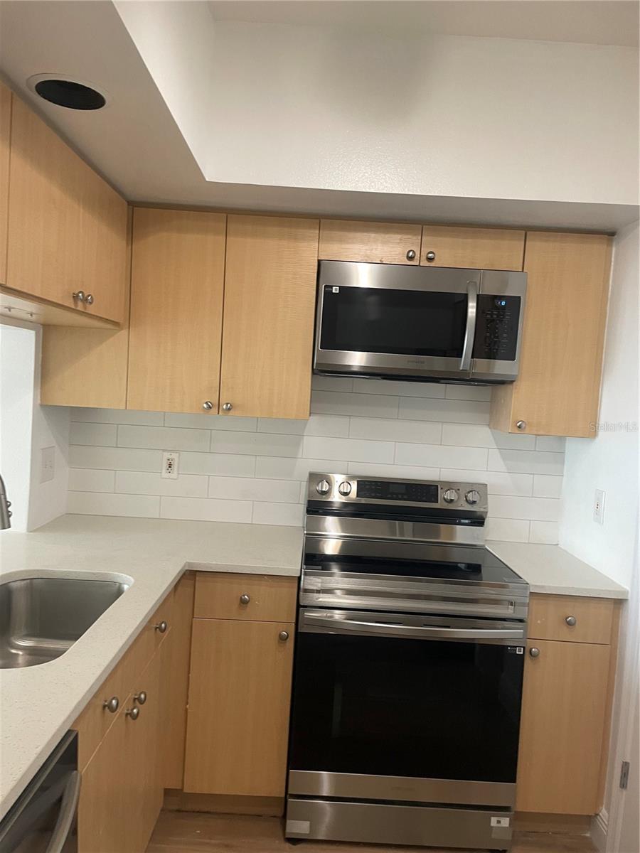 WAVERLY/LK EOLA, ORLANDO, FL, 32801