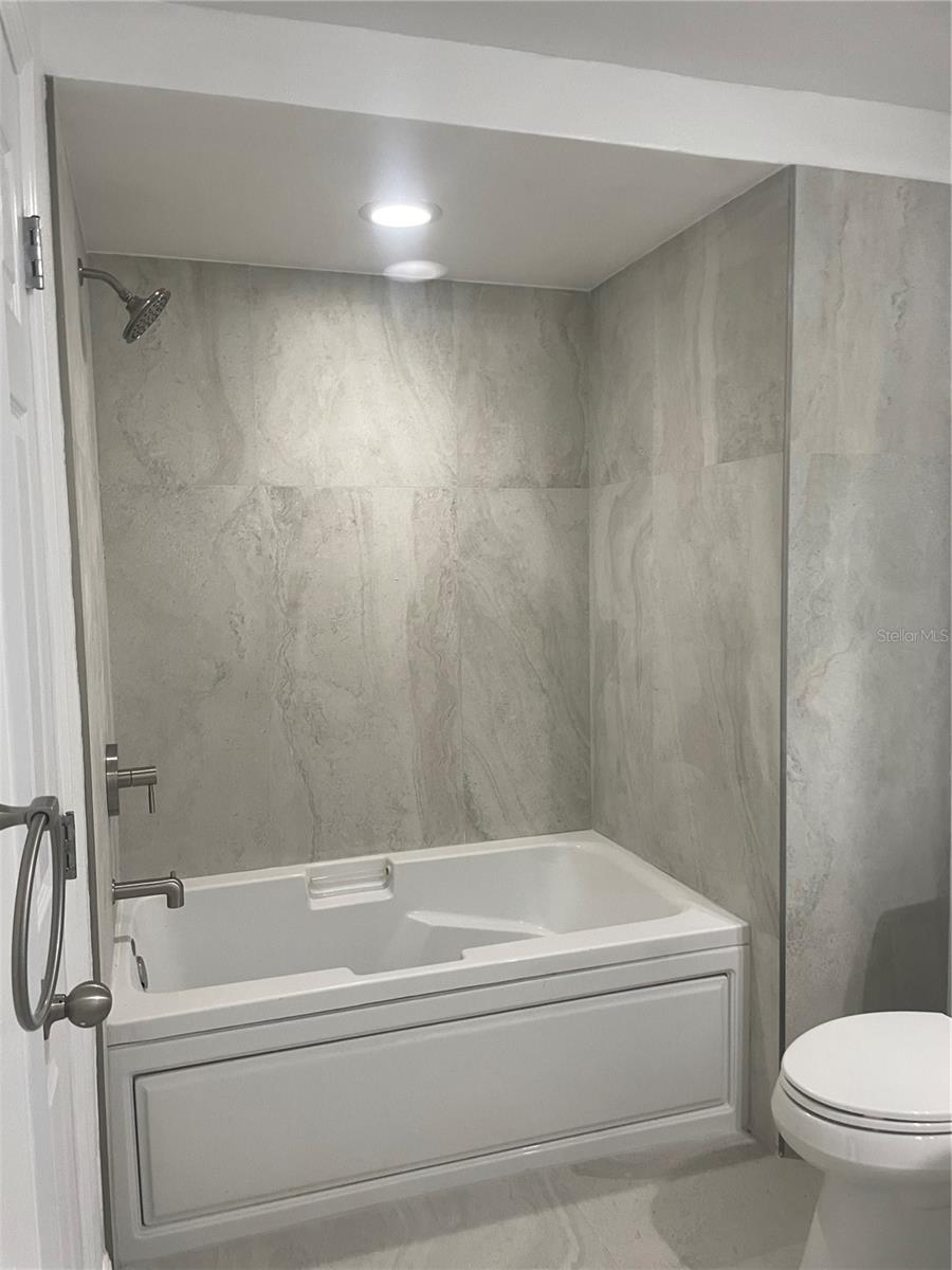 WAVERLY/LK EOLA, ORLANDO, FL, 32801