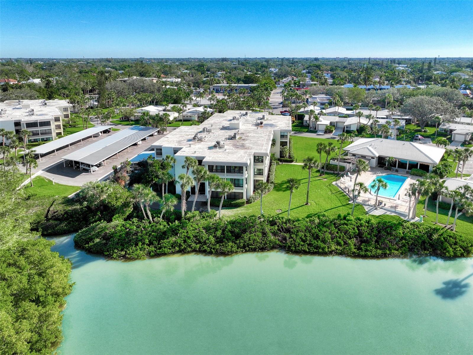 225 HOURGLASS WAY #101, SARASOTA, FL, 34242