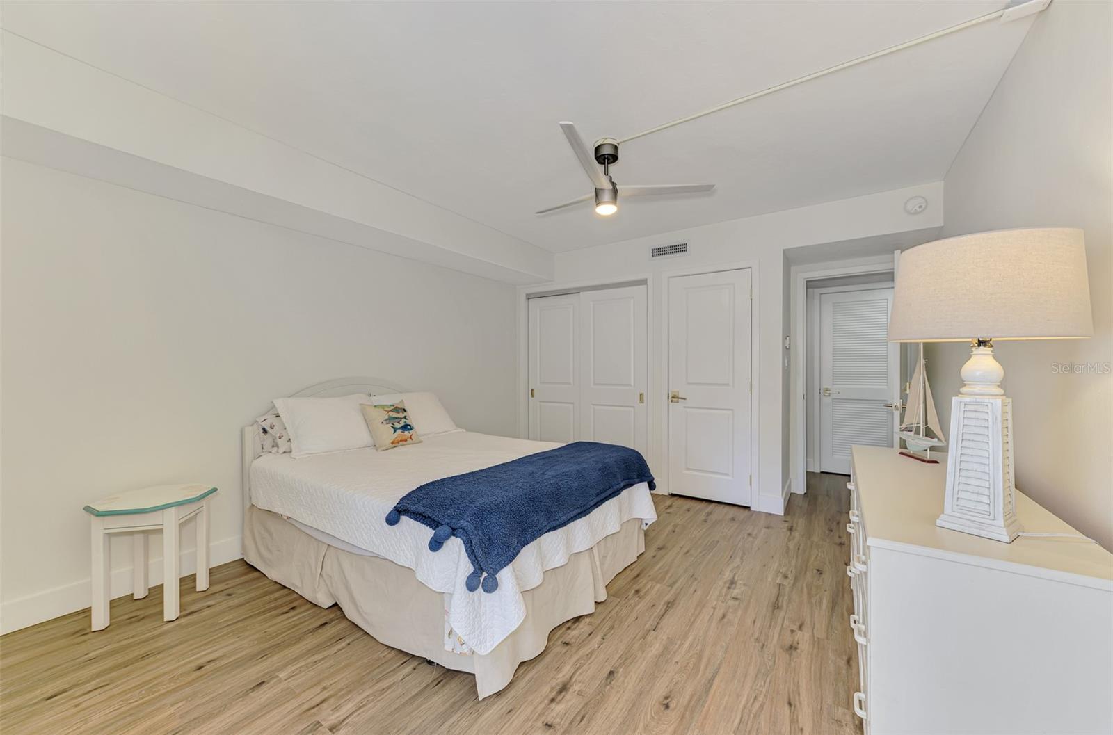 225 HOURGLASS WAY #101, SARASOTA, FL, 34242