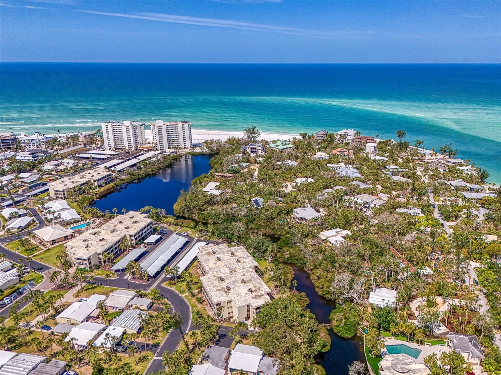 225 HOURGLASS WAY #101, SARASOTA, FL, 34242