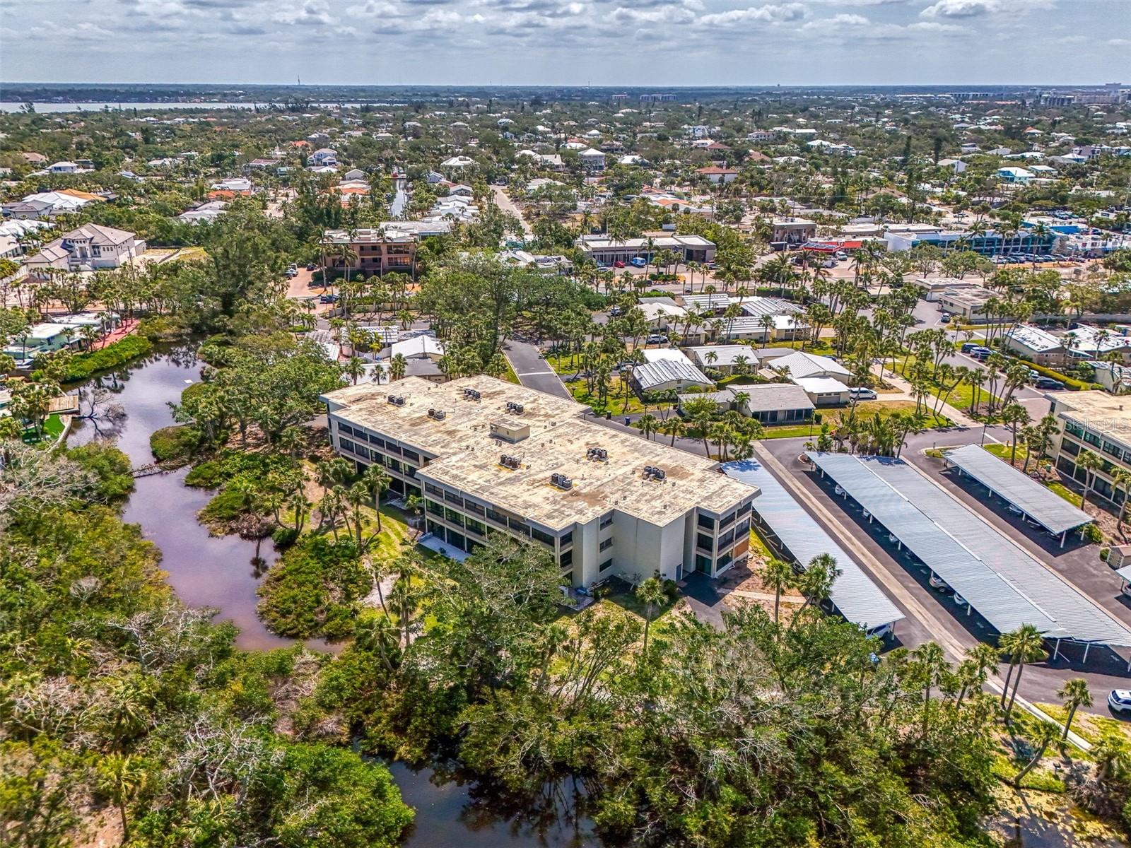 225 HOURGLASS WAY #101, SARASOTA, FL, 34242